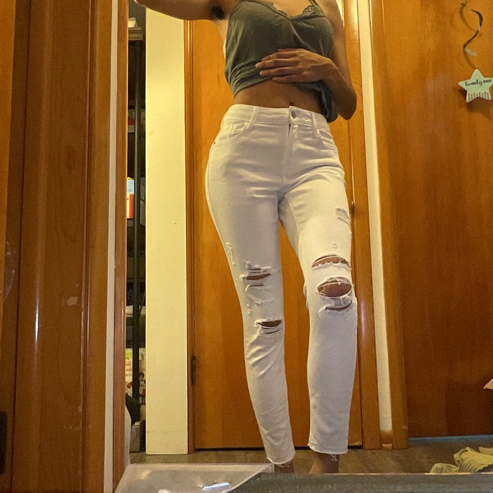 Old Navy White Distressed Skinny Jeans